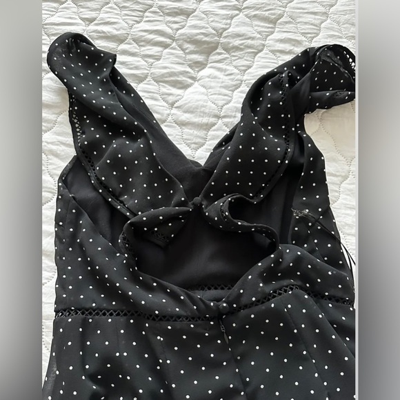 Polka-dot Shorts Jumpsuit/Romper with Semi Open Back - Picture 2 of 4